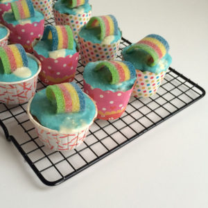Regenboog cupcakes (vegan!)